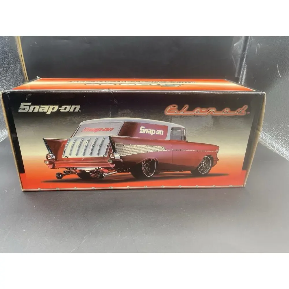 Snap On Glo Mad Kids Take-a-part Car New 57 Chevy SS! New Old Stock
